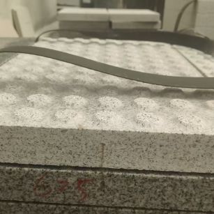 绵阳 芝麻白花岗岩6.0公分荔枝面五轴加工雕刻盲点