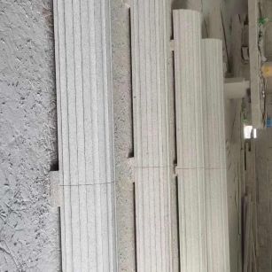 绵阳 花岗岩厂家带你看白麻花岗岩门楼大柱柱皮