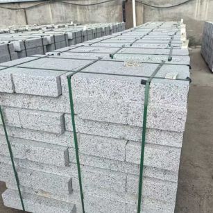 绵阳 白麻花岗岩路沿石，弧形路沿石，道牙石，马路牙子，界石，路缘石，平沿石，直岩石，平缘石等