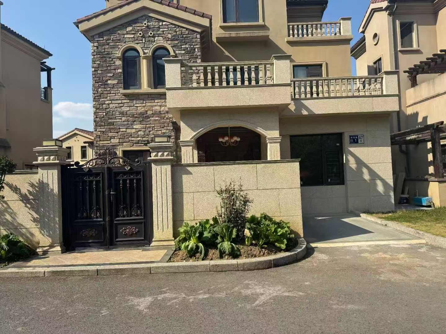 绵阳黄金麻别墅案例展示