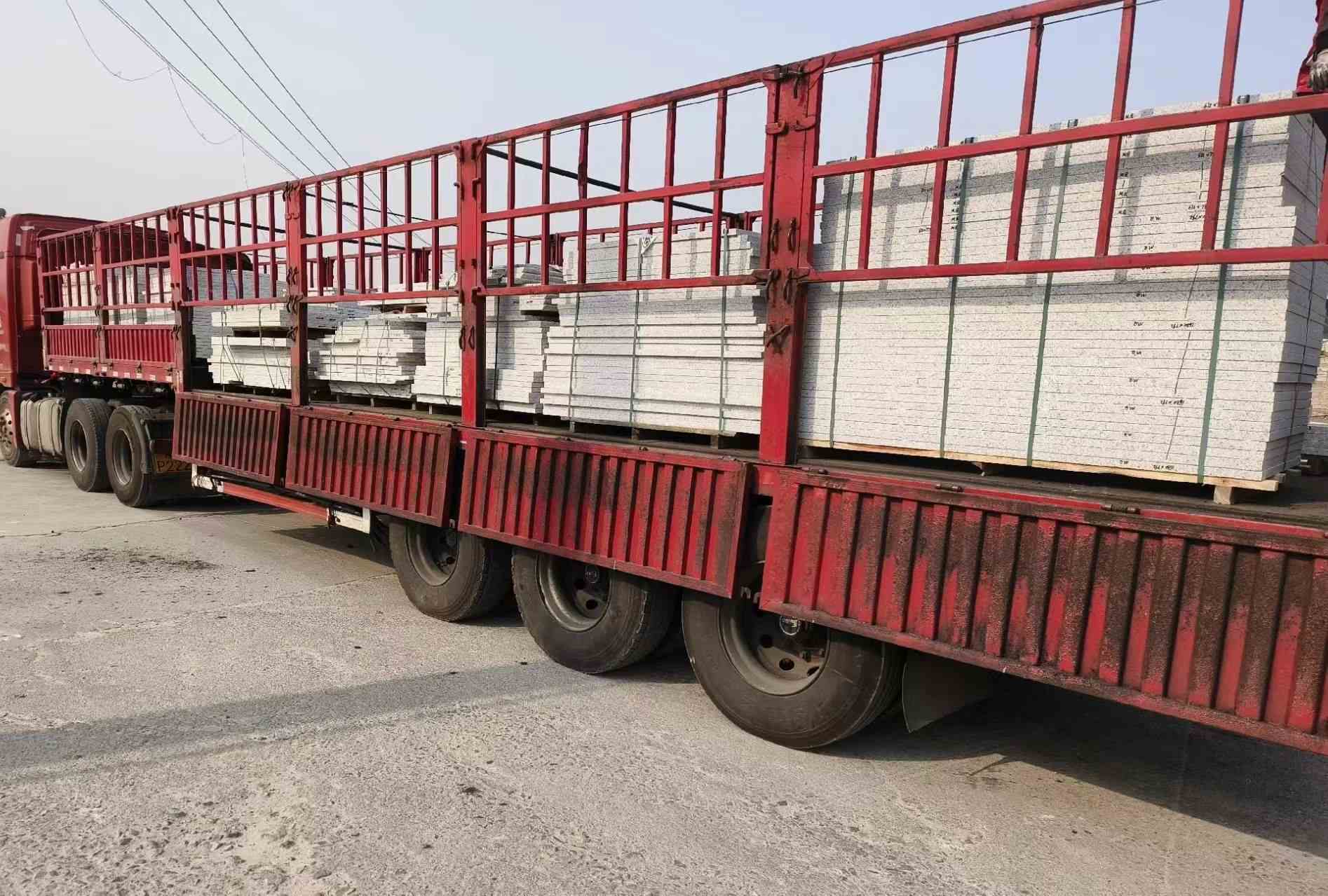 绵阳 白麻荔枝面外墙干挂，工厂装车日常