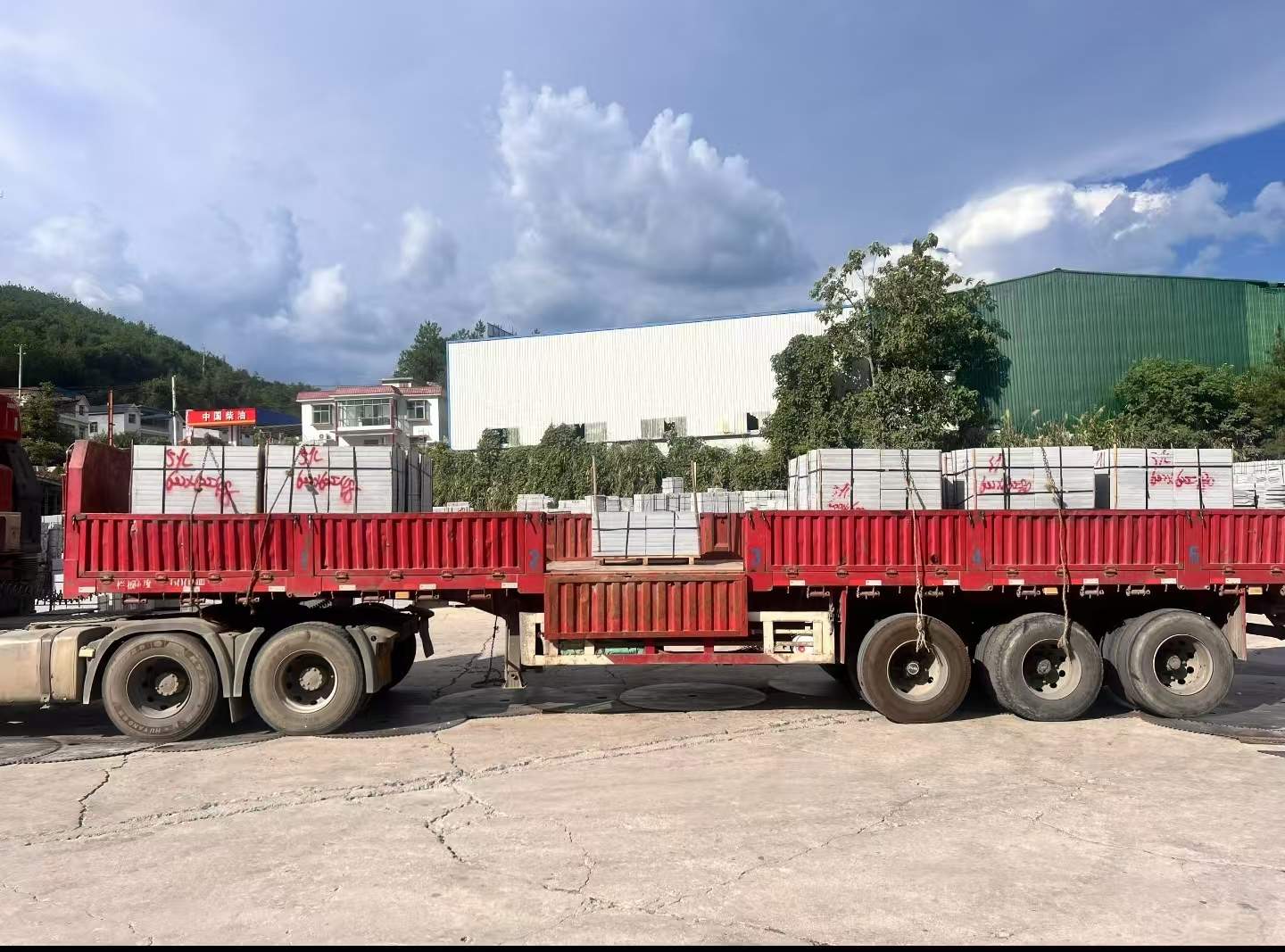 绵阳 芝麻灰花岗岩地铺石出货日常