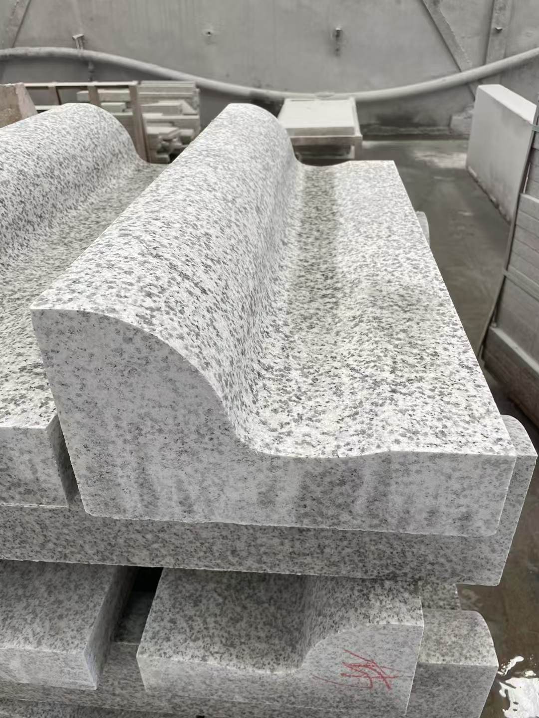 绵阳 白麻花岗岩S型路沿石，路侧石，马路牙子等