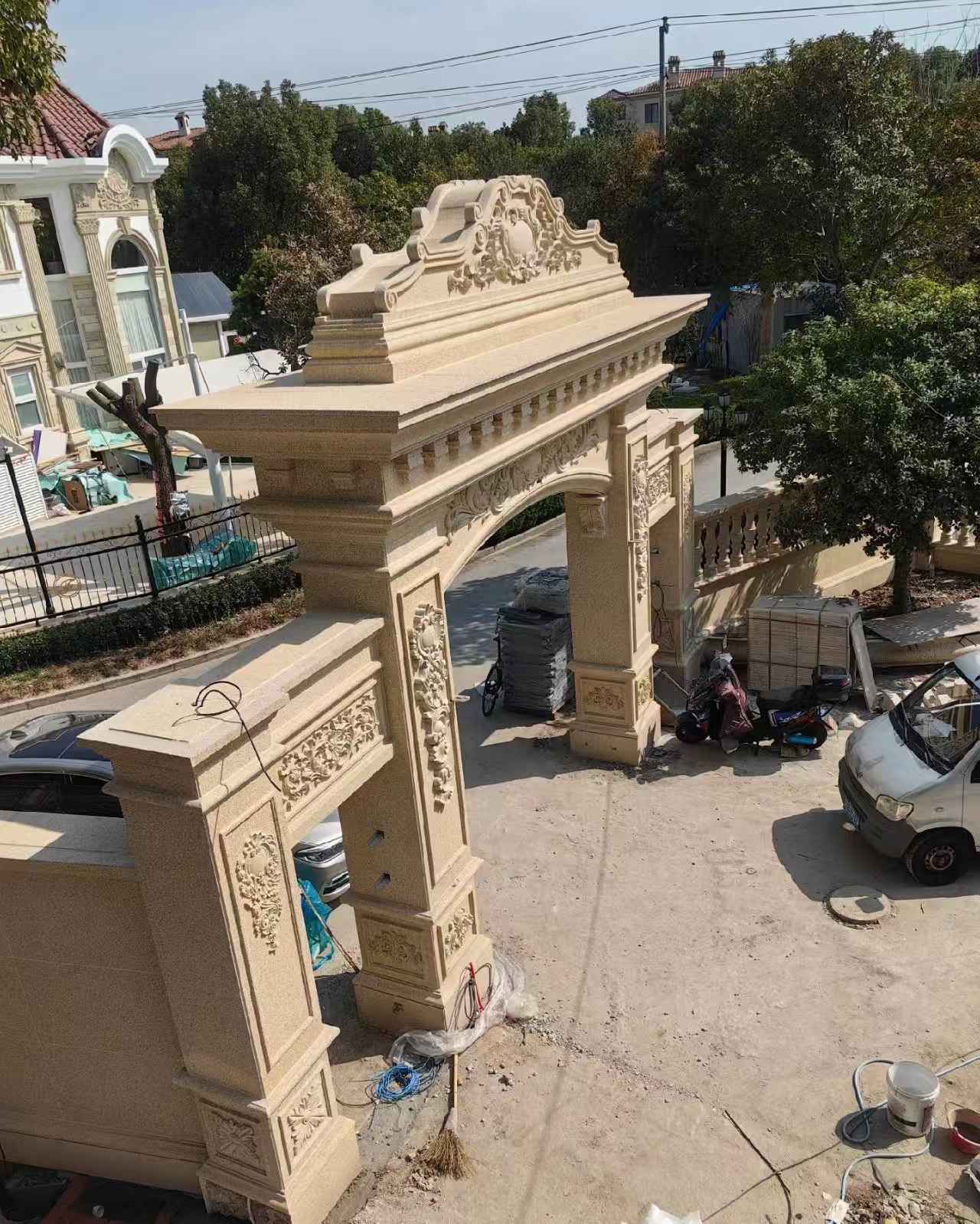 绵阳 黄金麻荔枝面花岗岩别墅门楼