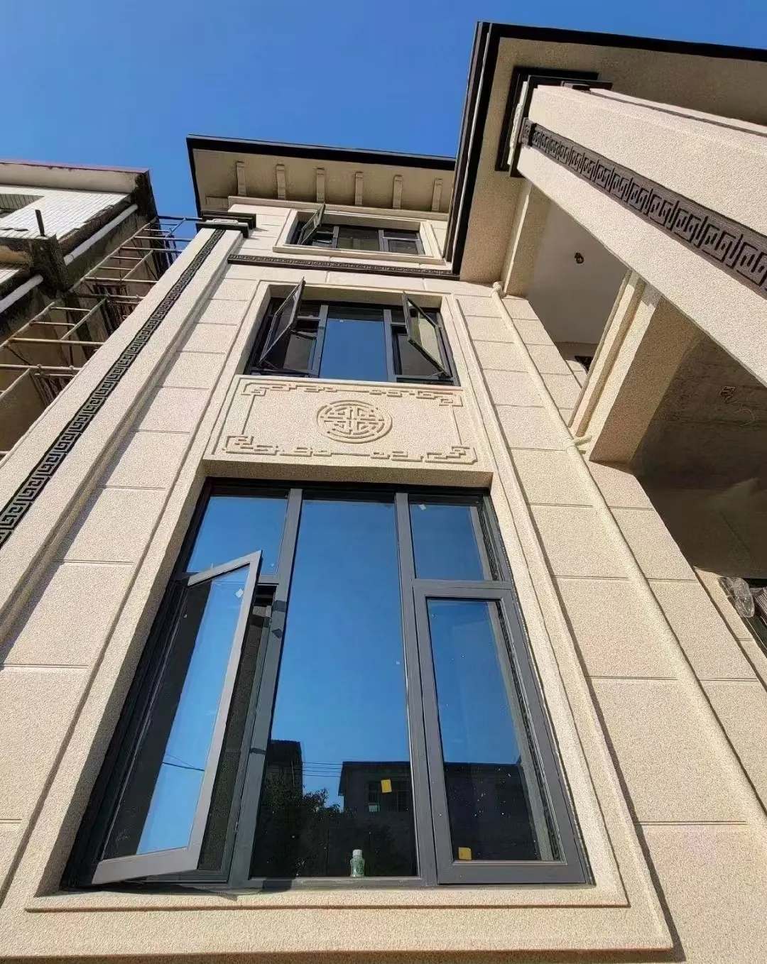 绵阳 黄金麻荔枝面别墅外墙干挂效果展示